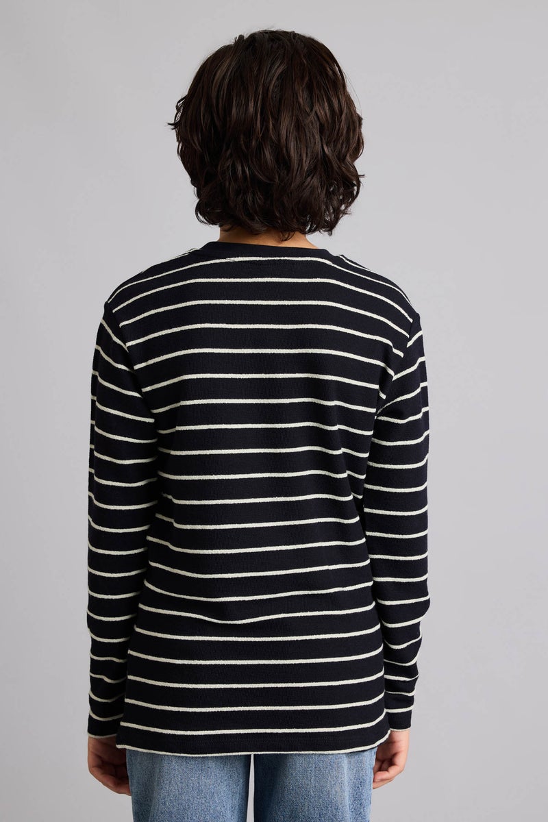 ديفاكتو تيشيرت اولادي كم طويل قصة عادية برقبة مستديرة - Image 5